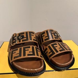 Fendi slides
